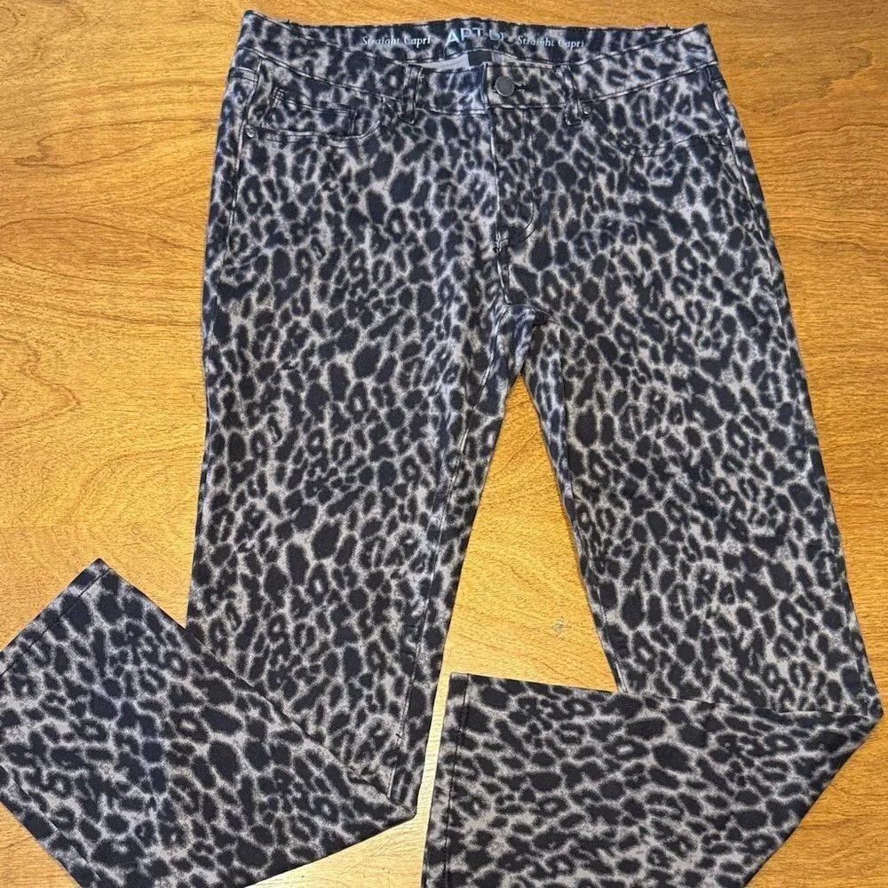 Apt. 9 Women's Straight Capri Pants - Black Leopard Print